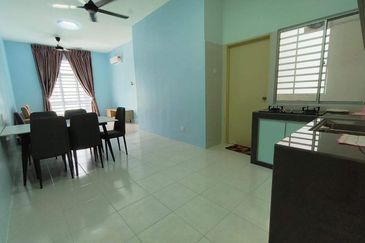 CASA RESIDENCES, CHEMOR