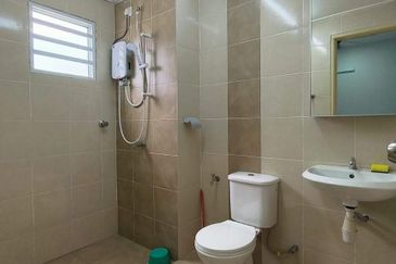 CASA RESIDENCES, CHEMOR