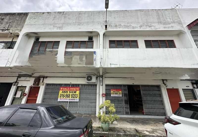 2adjoining Double Storey Shop For Sale in Menglembu Ipoh  