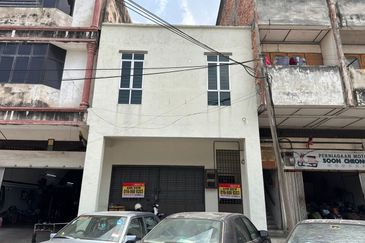 Double Storey Shop Lot For Rent in Ipoh Pasir Puteh/Ipoh Town Center