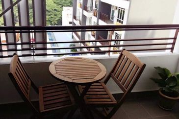 THE MAJESTIC (IMPERIAL & MAJESTIC)