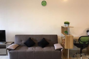 THE MAJESTIC (IMPERIAL & MAJESTIC)