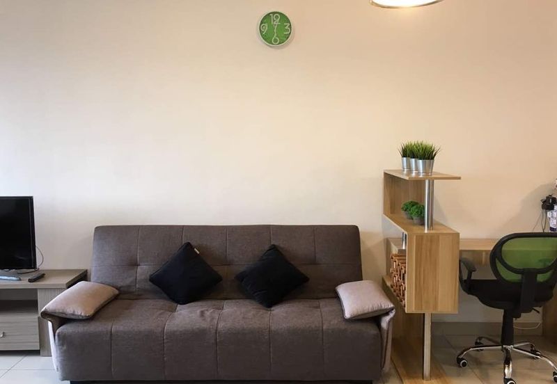 THE MAJESTIC (IMPERIAL & MAJESTIC)