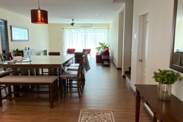 Springfields Residences (Taman Pinji Tropika)