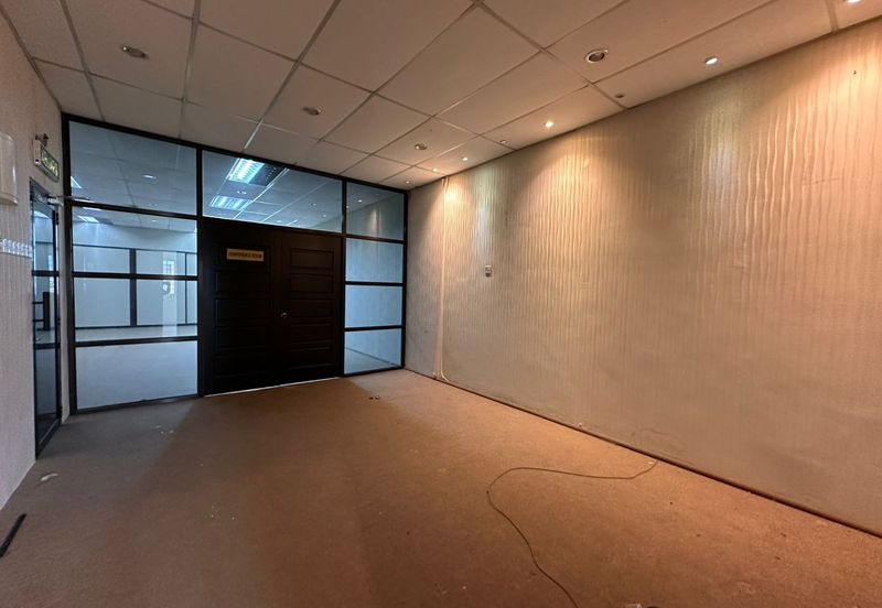 Ipoh Bercham 2nd Floor Office Lot For Rent  -facing main road