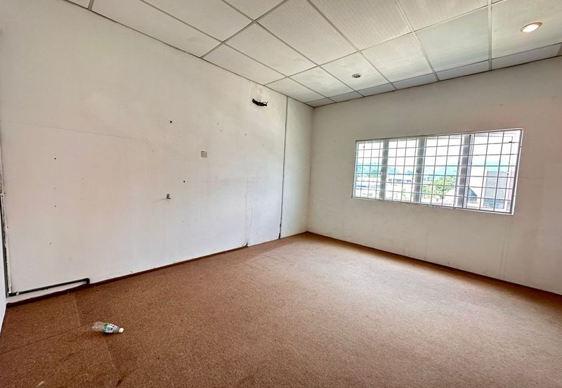 Ipoh Bercham 2nd Floor Office Lot For Rent  -facing main road