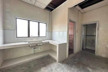 Double Storey Shop Lot For Sale in Klebang Chemor Ipoh Perak 