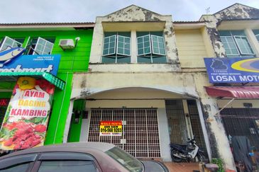 Double Storey Shop Lot For Sale in Klebang Chemor Ipoh Perak 