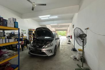 Double Storey Shop Lot For Sale in Klebang Chemor Ipoh Perak 