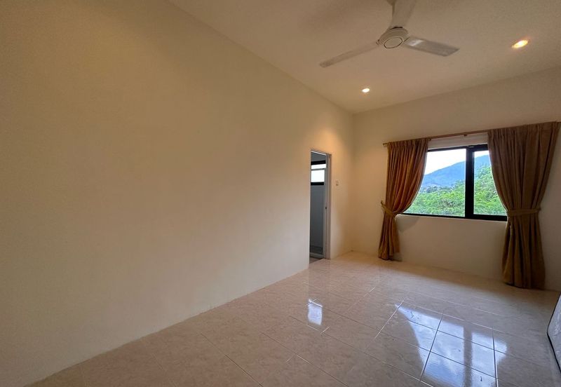 Double Storey Bungalow House For Rent at Klebang Ipoh-Newly Refurbished and Bigger Land area