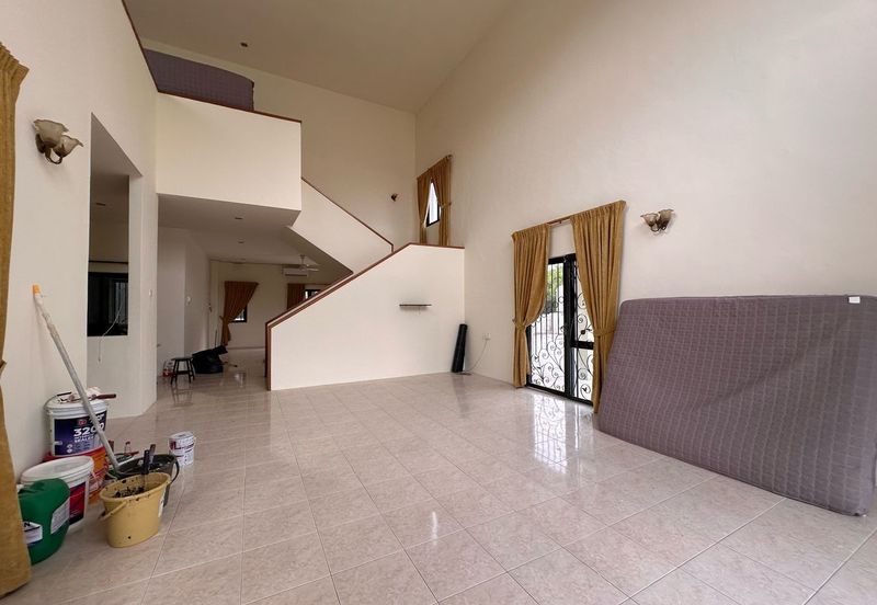 Double Storey Bungalow House For Rent at Klebang Ipoh-Newly Refurbished and Bigger Land area