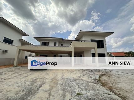 Double Storey Bungalow House For Rent at Klebang Ipoh-Newly Refurbished and Bigger Land area, Perak, Ipoh