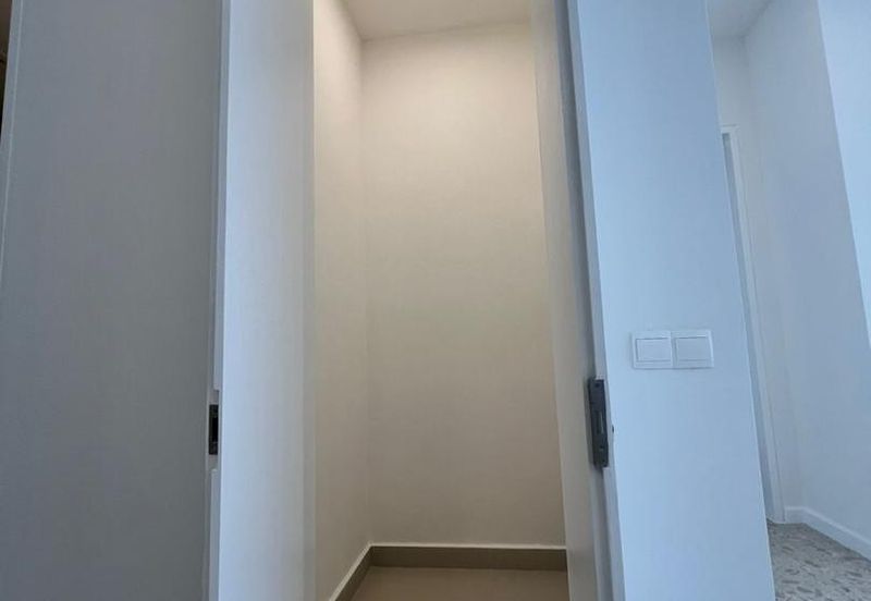 Pavilion Ceylon Hill