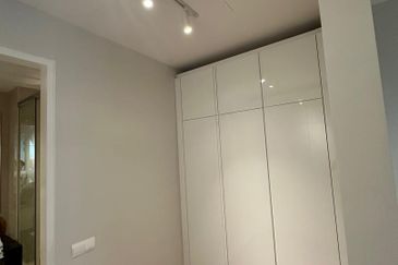 Pavilion Ceylon Hill