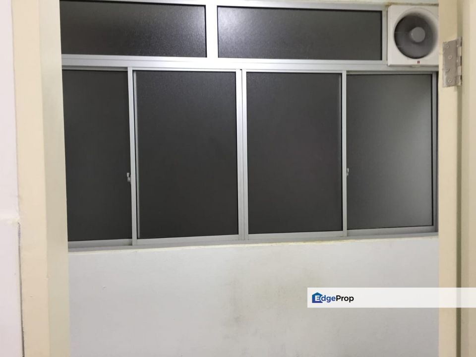 THE HOLMES 1, 3 BEDROOMS FOR SALE, BANDAR TUN RAZAK, KUALA LUMPUR., Kuala Lumpur, Bandar Tun Razak