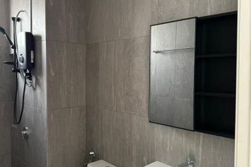 Savvy @ Riana Dutamas