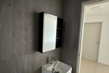 Savvy @ Riana Dutamas