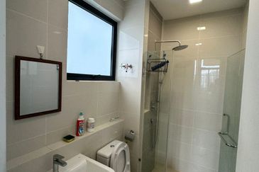 Waltz Residences @ Paradigm Garden City