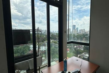 Waltz Residences @ Paradigm Garden City