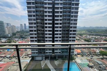 Biji Living (Seventeen Residences)