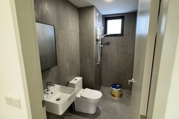 Savvy @ Riana Dutamas