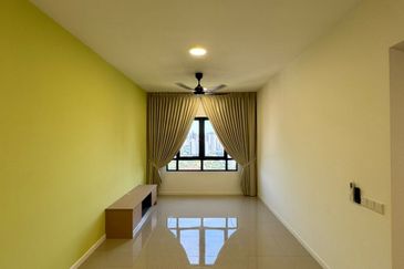 Savvy @ Riana Dutamas