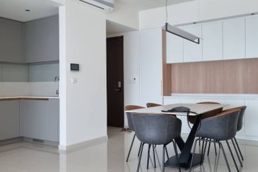 Residensi Solaris Parq