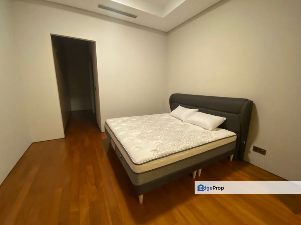 VIPOD RESIDENCES, 2+1 BEDROOMS FOR SALE, KLCC, KUALA LUMPUR., Kuala Lumpur, KLCC