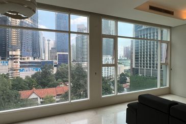 Quadro Residences
