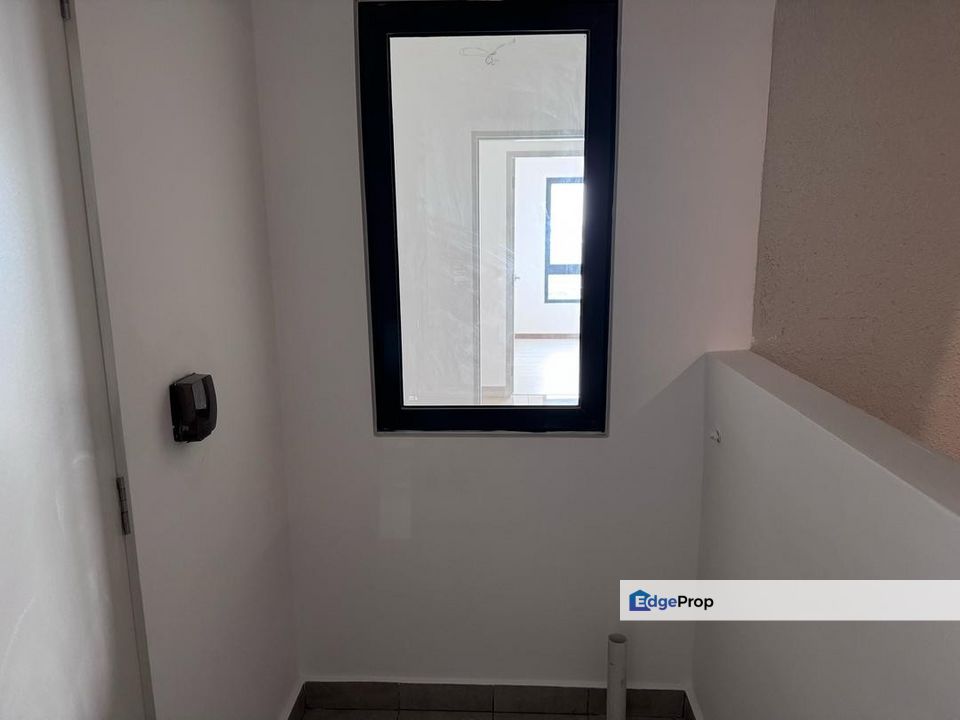 M OSCAR, 4 BEDROOMS FOR SALE, KUCHAI LAMA, KUALA LUMPUR., Kuala Lumpur, Kuchai Lama