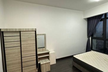 28 Boulevard (28 BLVD)