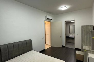 28 Boulevard (28 BLVD)