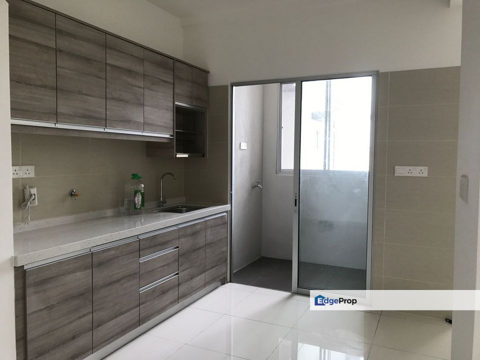 MIDFIELDS 2, 3 BEDROOMS FOR RENT, SALAK SELATAN, KUALA LUMPUR., Kuala Lumpur, Salak Selatan