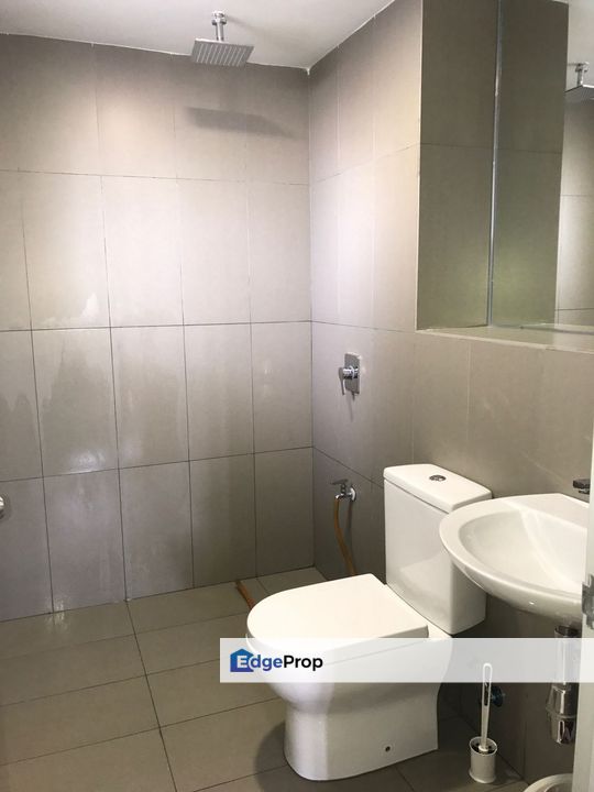 MIDFIELDS 2, 3 BEDROOMS FOR SALE, SALAK SELATAN, KUALA LUMPUR., Kuala Lumpur, Salak Selatan