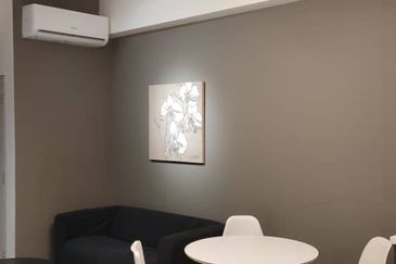 28 Boulevard (28 BLVD)