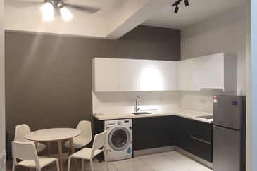 28 Boulevard (28 BLVD)