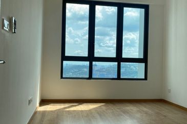 East Parc @ Menjalara