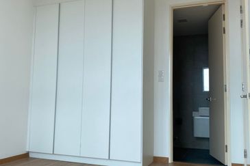 East Parc @ Menjalara