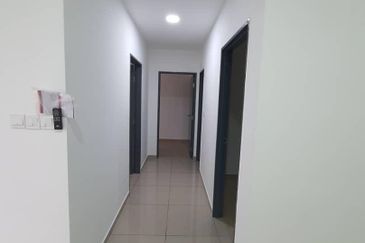 The Hipster @ Taman Desa