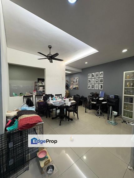 AMAN HEIGHTS, 3+1 BEDROOMS, SERI KEMBANGAN, SELANGOR., Selangor, Seri Kembangan