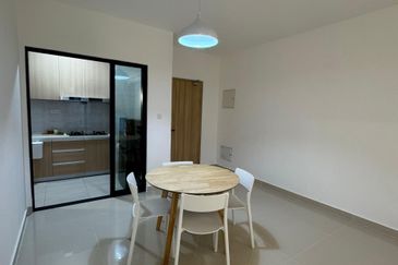 Aradia Residence @ Lake City