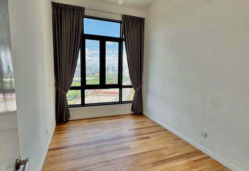 The Maple Residences OUG