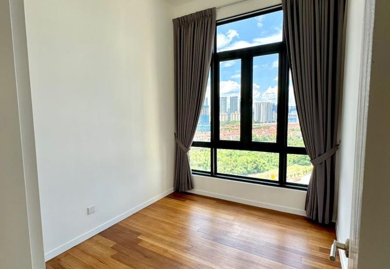 The Maple Residences OUG