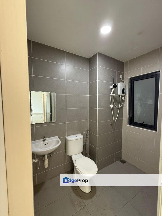 KIARA PLAZA, 3 BEDROOMS FOR RENT, SEMENYIH, SELANGOR., Selangor, Semenyih