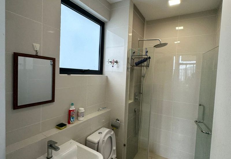 Waltz Residences @ Paradigm Garden City