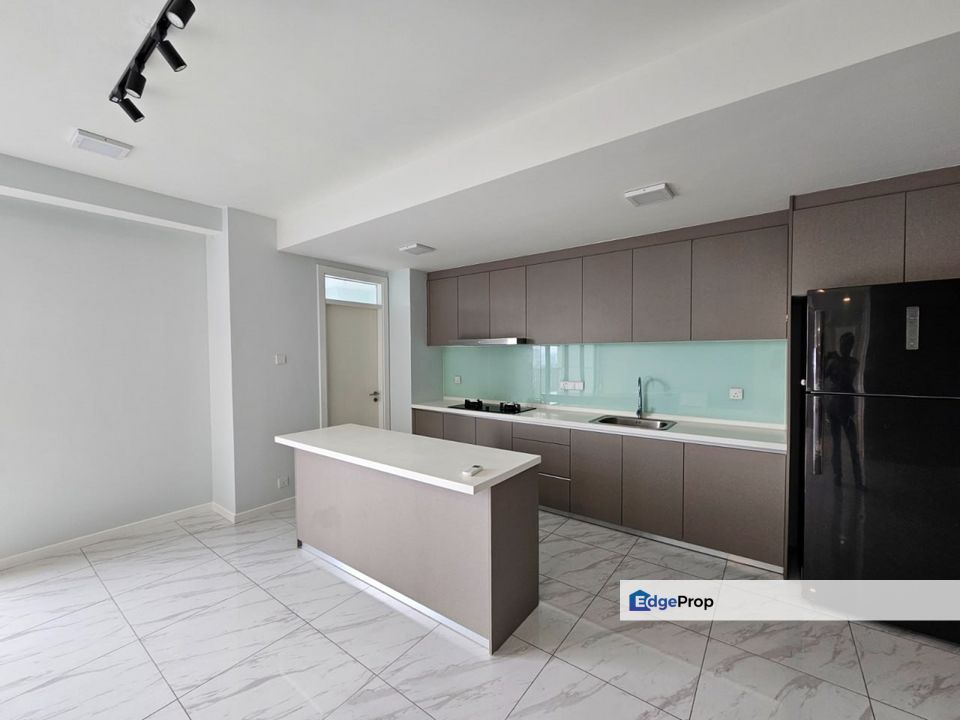 SOUTH BROOKS, 3 BEDROOMS FOR RENT, DESA PARKCITY, KUALA LUMPUR., Kuala Lumpur, Desa Parkcity