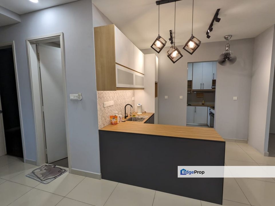 THE VYNE, 3 BEDROOMS FOR SALE, SUNGAI BESI, KUALA LUMPUR., Kuala Lumpur, Salak Selatan