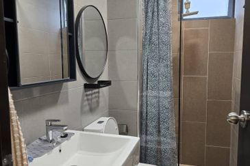 BLISS Service Residence (Bayu Gasing)