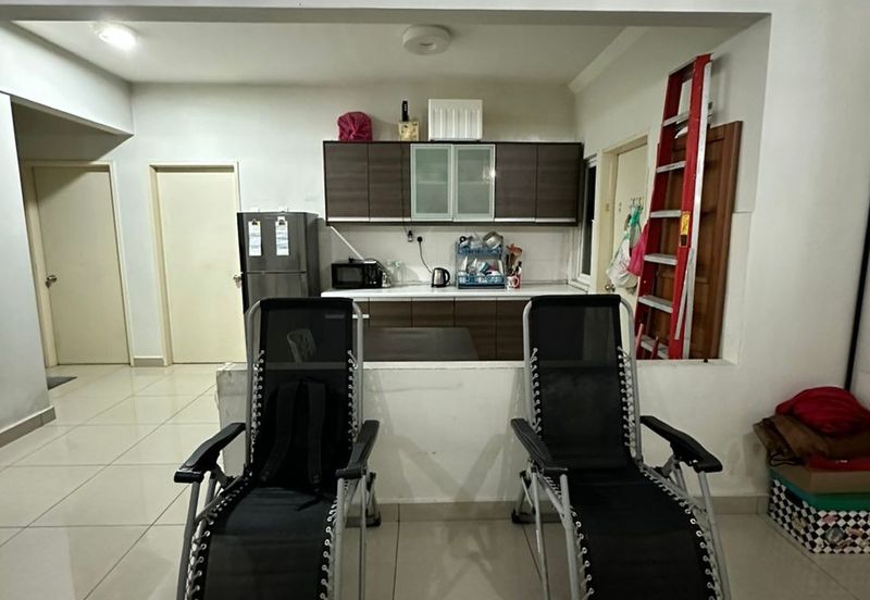 First Residence (Residensi Unggul)