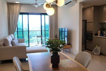 Residensi Solaris Parq